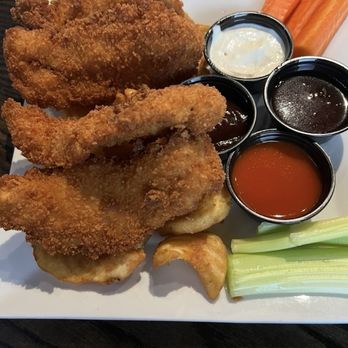 Flowing Tide Pub 12 - Chicken fingers! - Bars Near Me - Henderson, Nevada