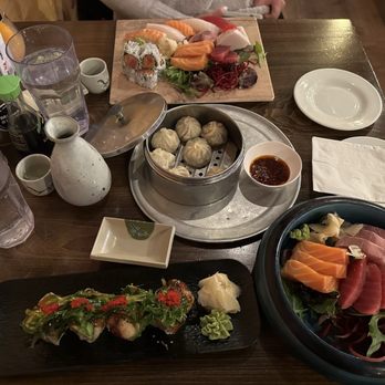 Momo Sushi - Our delicious spread with sushi and momos - Japanese Near Me - Minneapolis, Minnesota Momo Sushi - Our delicious spread with sushi and momos - Japanese Near Me - Minneapolis, Minnesota