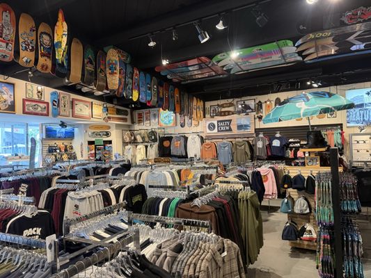 Santa Cruz Boardroom, 825 41st Ave, Santa Cruz, CA 95062, US