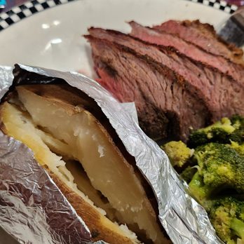 Black Bear Diner Barstow - Tri-Tip - Breakfast & Brunch Near Me - Barstow, California Black Bear Diner Barstow - Tri-Tip - Breakfast & Brunch Near Me - Barstow, California