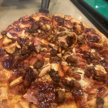 Lost Pizza Co. - Otis (MED) add bbq sauce - Salad Near Me - Miramar Beach, Florida
