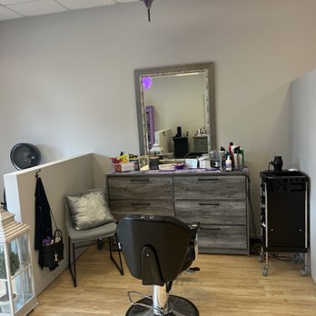 Five Of A Kind Designs - Hair Stylists Near Me - Matthews, North Carolina Five Of A Kind Designs - Hair Stylists Near Me - Matthews, North Carolina