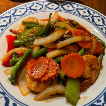 Chang Noi Thai - Basil with Shrimp - Thai Near Me - Staten Island, New York