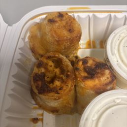 BUFFALO CHICKEN ROLLS BUFFALO CHICKEN ROLLS