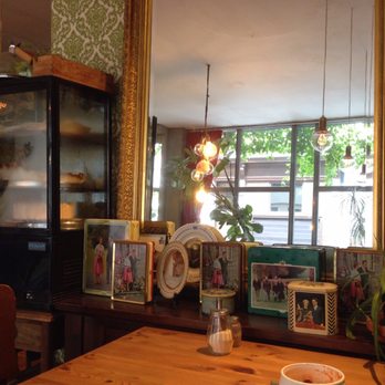 Kroktailbar Fabiola - Breakfast & Brunch Near Me - Antwerp, VAN
