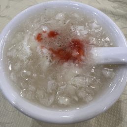 Crab Meat with Fish Maw Soup
