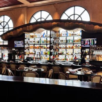The Cheesecake Factory - Bar area - American Near Me - Overland Park, Kansas The Cheesecake Factory - Bar area - American Near Me - Overland Park, Kansas