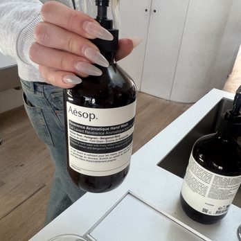 Aēsop - Aesop Reverence Aromatique Hand Wash - Cosmetics & Beauty Supply Near Me - Venice, California