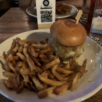 The Elgin - Elgin Burger - Cocktail Bars Near Me - New York, New York The Elgin - Elgin Burger - Cocktail Bars Near Me - New York, New York