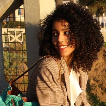 Román Salon - Jee kept my curly layers - Hair Salons Near Me - Beverly Hills, California