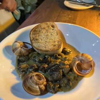 Bites & Bubbles - Escargot - Wine Bars Near Me - Orlando, Florida