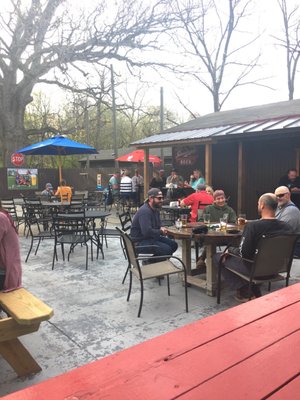 Rj's Sports Bar & Grill