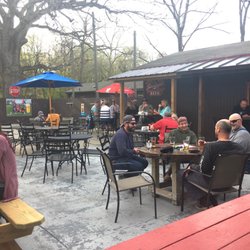 Rj's Sports Bar & Grill - Outdoor area