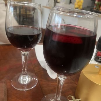 Lauria’s - Pinot and Sangria - Italian Near Me - Orange Beach, Alabama