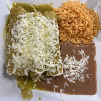 Los Tiburones - Enchiladas Verdes - Mexican Near Me - Monroe, North Carolina