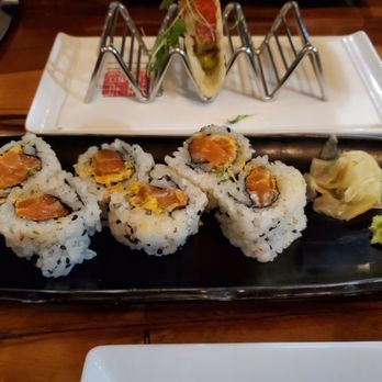 Morimoto Napa - Spicy salmon roll - Japanese Near Me - Napa, California Morimoto Napa - Spicy salmon roll - Japanese Near Me - Napa, California