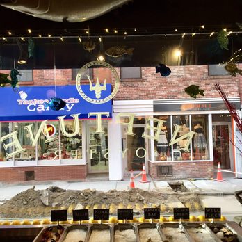 Neptune Oyster - Wish this was my personal oyster bar! - Seafood Near Me - Boston, Massachusetts