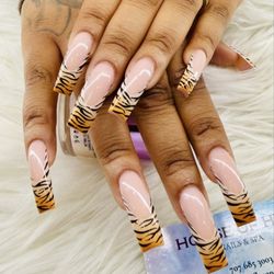 House of Hue Nails & Spa