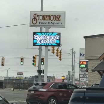 The Stonehouse - American Near Me - Escanaba, Michigan