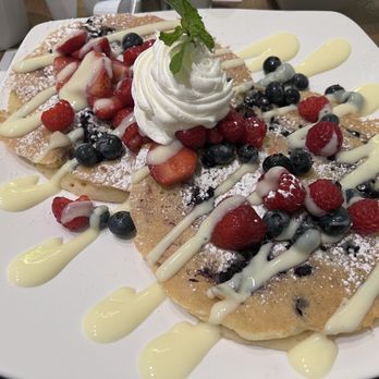 Pur & Simple - Two berry pancakes - Breakfast & Brunch Near Me - North York, Ontario Pur & Simple - Two berry pancakes - Breakfast & Brunch Near Me - North York, Ontario