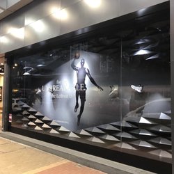 Nike 允記集團