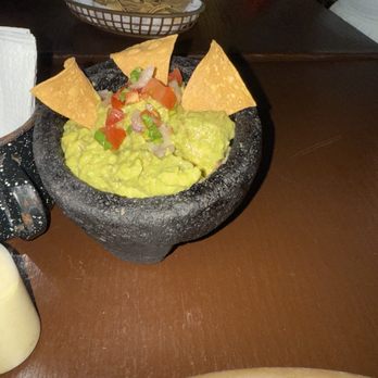 Fah - Chips and guac - Bars Near Me - Playa del Carmen, ROO