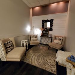 Sanctuary Day Spa and Salon at the Shops at South Town - Lounge area