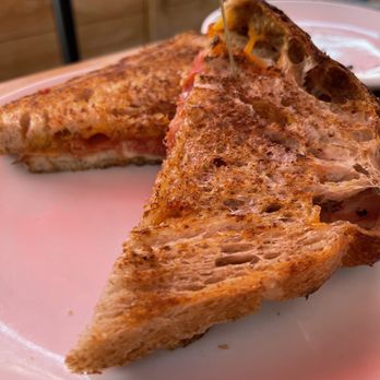 Fete - Grilled cheese w/prosciutto - New American Near Me - Honolulu, Hawaii Fete - Grilled cheese w/prosciutto - New American Near Me - Honolulu, Hawaii