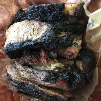 la Barbecue - 4lbs brisket - Barbeque Near Me - Austin, Texas la Barbecue - 4lbs brisket - Barbeque Near Me - Austin, Texas