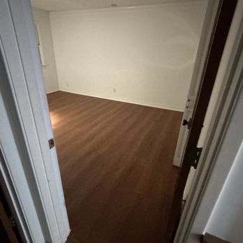 H&J Flooring - Back bedroom new floors. - Flooring Near Me