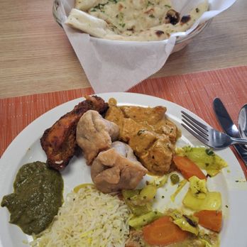 Bhatti Himalayan Grill - Had the  buffet, food was delicious. Would highly recommend! - Indian Near Me - San Diego, California