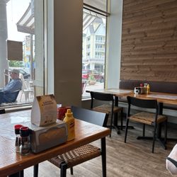 Kahuna Burgers