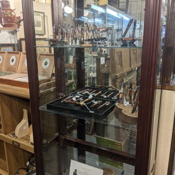 Picker Joe's Antique Mall - Antiques Near Me - Savannah, Georgia Picker Joe's Antique Mall - Antiques Near Me - Savannah, Georgia