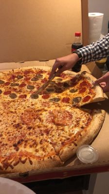 Benny Ravello's by null