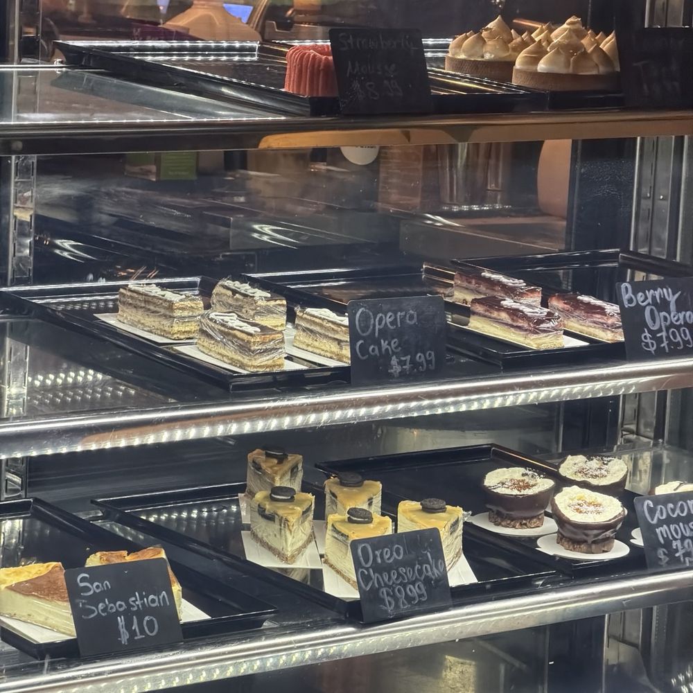 Flourish Cafe - Coffee & Tea Near Me - Newtown, Pennsylvania