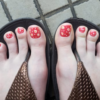 Lien's Nails - Live Love Carnaval by OPI with daisies and polka dots! - Nail Salons Near Me - Rosemead, California