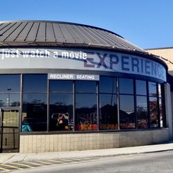 R/C Carlisle Commons Movies 8