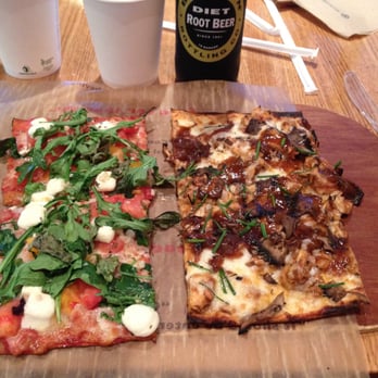 Jules Thin Crust - Balsamic Chicken and mozzarella tomato slices - Pizza Near Me - Ardmore, Pennsylvania
