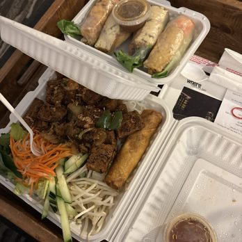 Magnolia Pho - Spring rolls with tofu, tofu vermicelli noodle bowl. - Vietnamese Near Me - Seattle, Washington