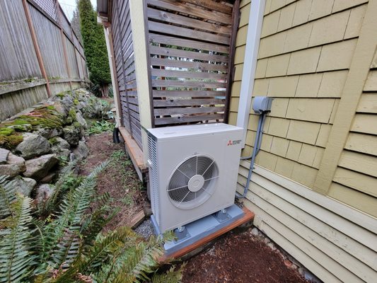 Mini-Split 2 Zone Installation - We replaced old cadet wall heaters with a Mitsubishi 2-zone heat pump system. The living room and bedroom now have efficient heating and cooling with quiet operation and individual temperature control. Big improvement in comfort and energy savings year-round! Mini-Split 2 Zone Installation - We replaced old cadet wall heaters with a Mitsubishi 2-zone heat pump system. The living room and bedroom now have efficient heating and cooling with quiet operation and individual temperature control. Big improvement in comfort and energy savings year-round!