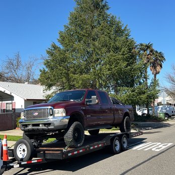 Shah's Towing - Heavy pick up trucks - Roadside Assistance Near Me - Sacramento, California Shah's Towing - Heavy pick up trucks - Roadside Assistance Near Me - Sacramento, California