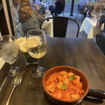 Rome's Flavours - Grillo wine & Gnocchi Sorrento Pasta - Desserts Near Me - Winter Park, Florida