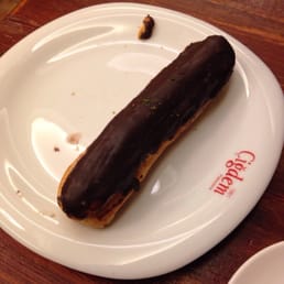 Giant Regular Eclair