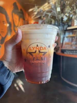 Lynda Sandwich by null