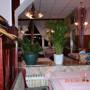 Zum Hufeisen - Im Restaurant/Tür rechts zum Raucherraum - Serbo Croatian Near Me - Berlin, BE Zum Hufeisen - Im Restaurant/Tür rechts zum Raucherraum - Serbo Croatian Near Me - Berlin, BE
