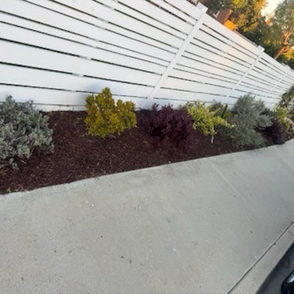 Harbor Area Landscaping - Front yard - Landscaping Near Me Harbor Area Landscaping - Front yard - Landscaping Near Me