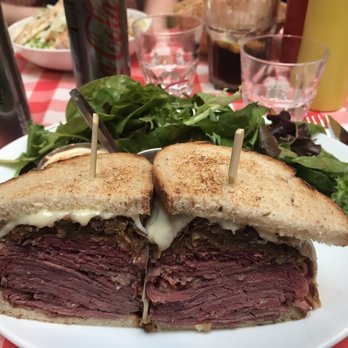 Schwartz's Deli - Pastrami Sandwich - Breakfast & Brunch Near Me - Paris, 75