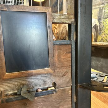 The Smart Axe - Chalkboard to Keep Score - Axe Throwing Near Me - Folsom, California