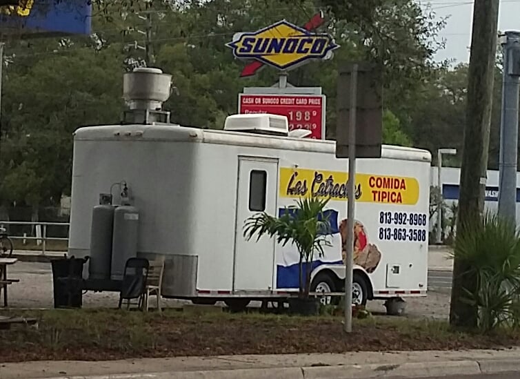 Las Catrachas Comida Tipica Logo