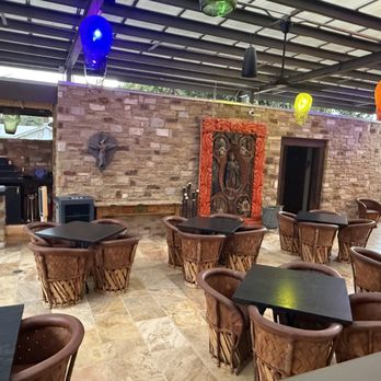 Casa Chloe - Bars Near Me - Fredericksburg, Texas Casa Chloe - Bars Near Me - Fredericksburg, Texas